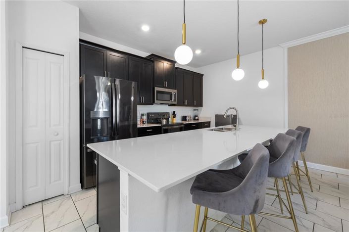 Image No.11-4 Bed Townhouse for sale