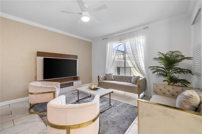 Image No.15-4 Bed Townhouse for sale