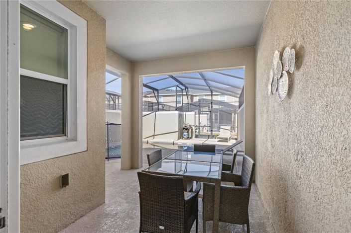 Image No.26-4 Bed Townhouse for sale