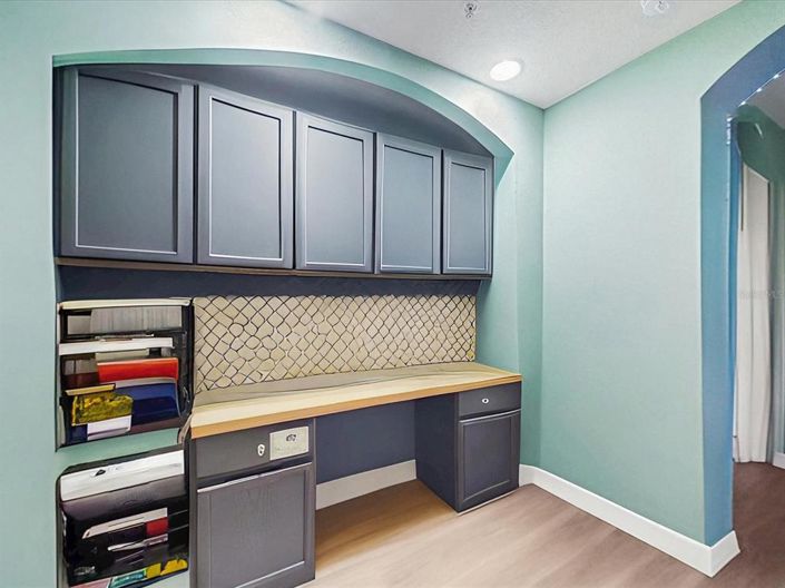 Image No.25-3 Bed Townhouse for sale