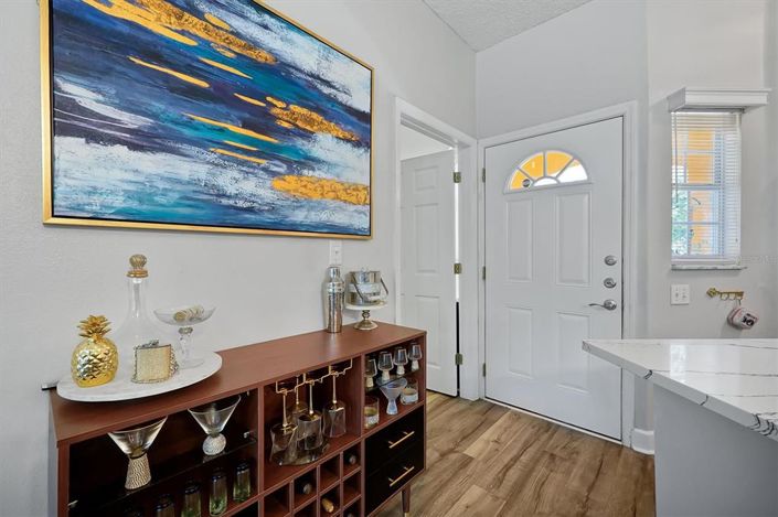 Image No.11-3 Bed Townhouse for sale