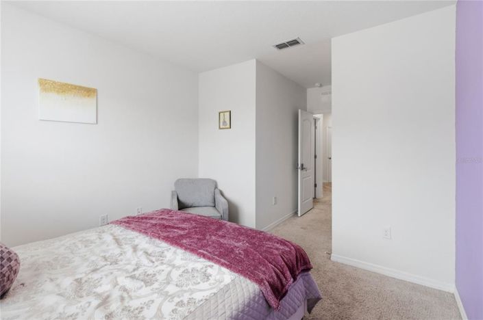 Image No.25-3 Bed Townhouse for sale