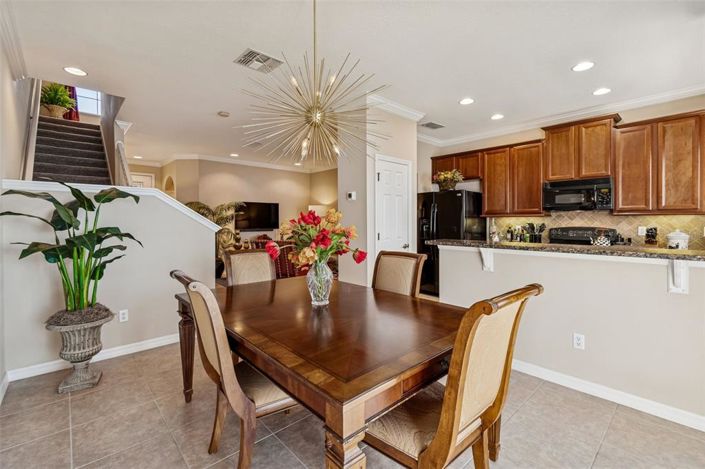 Image No.12-3 Bed Townhouse for sale