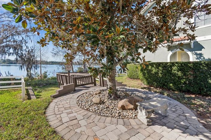 Image No.50-3 Bed Townhouse for sale