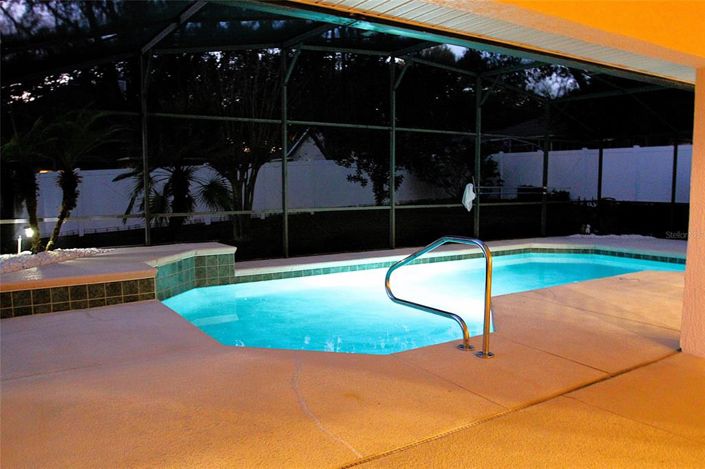 Image No.11-4 Bed House for sale