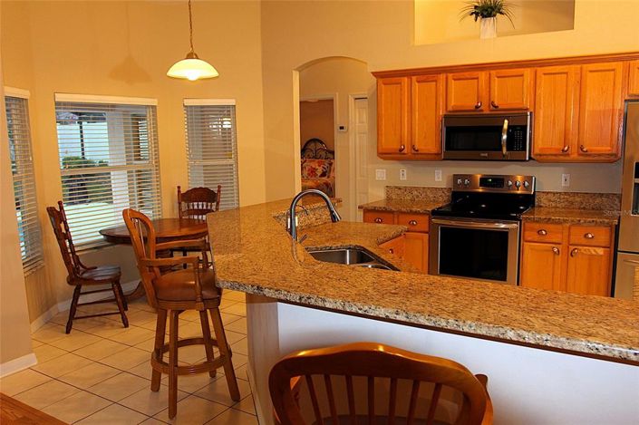 Image No.13-4 Bed House for sale