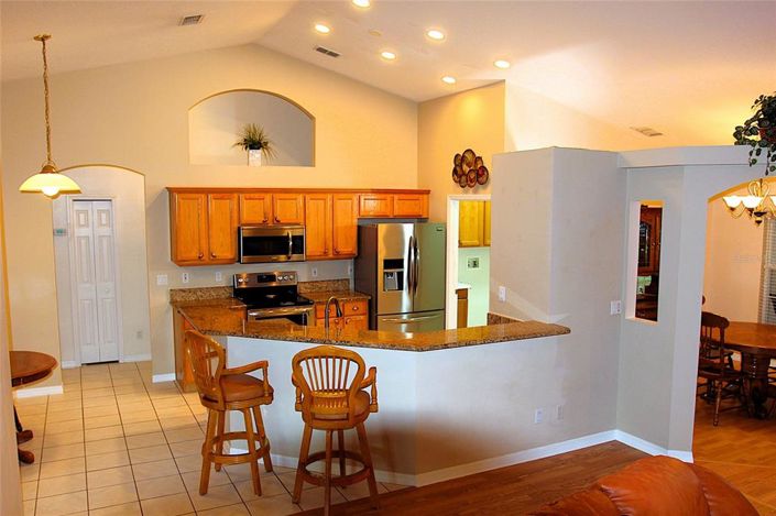 Image No.21-4 Bed House for sale