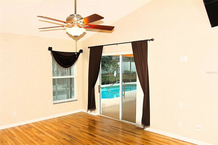 Image No.33-4 Bed House for sale