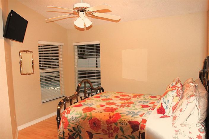 Image No.41-4 Bed House for sale