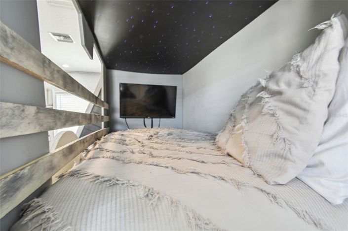 Image No.14-5 Bed House for sale