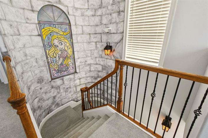 Image No.53-5 Bed House for sale