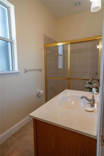 Image No.29-4 Bed House for sale