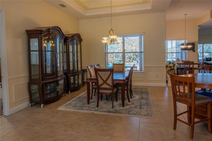 Image No.6-4 Bed House for sale