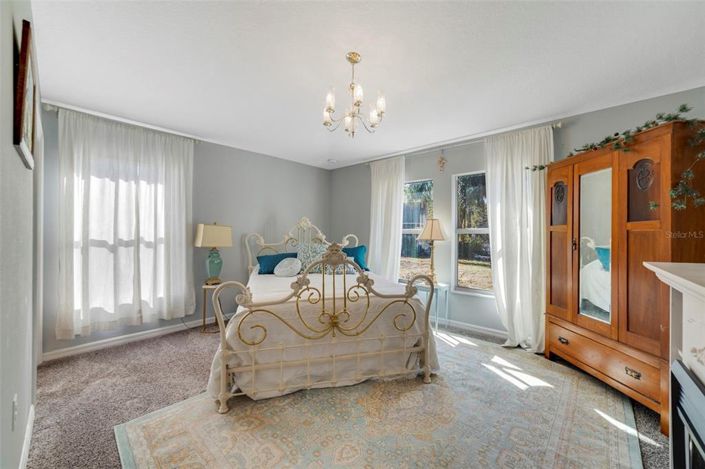 Image No.8-3 Bed House for sale