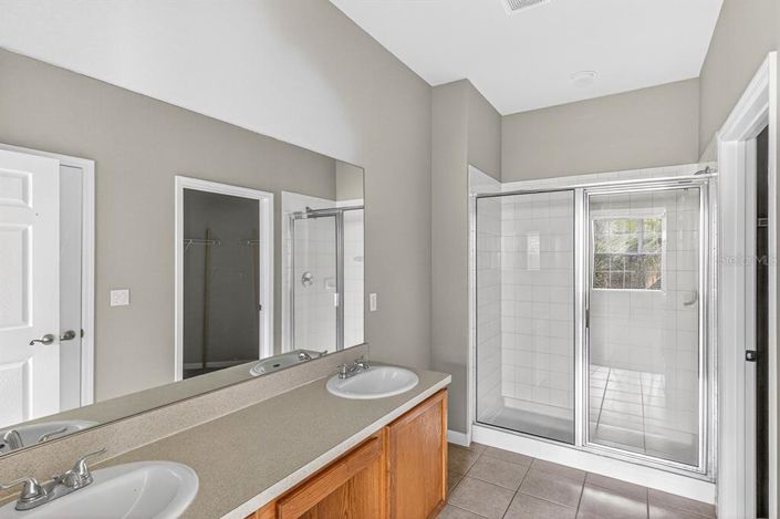 Image No.19-3 Bed Apartment for sale