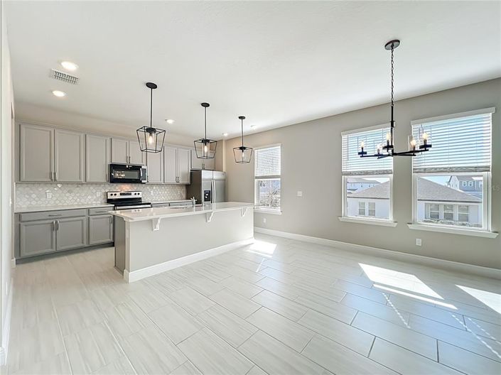 Image No.10-4 Bed House for sale