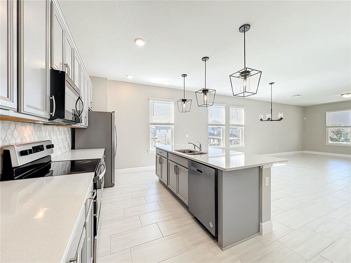 Image No.16-4 Bed House for sale