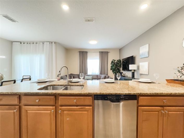 Image No.14-4 Bed Townhouse for sale