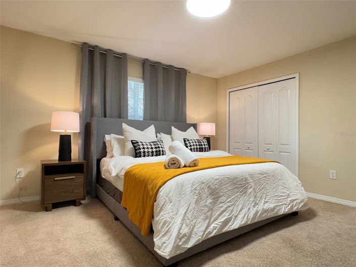 Image No.20-4 Bed Townhouse for sale