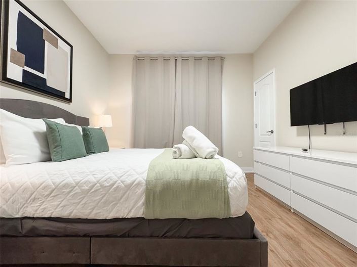 Image No.23-4 Bed Townhouse for sale