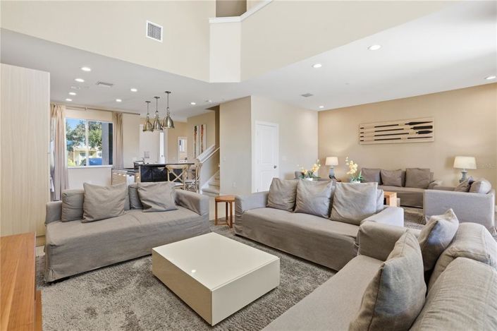 Image No.12-3 Bed Townhouse for sale