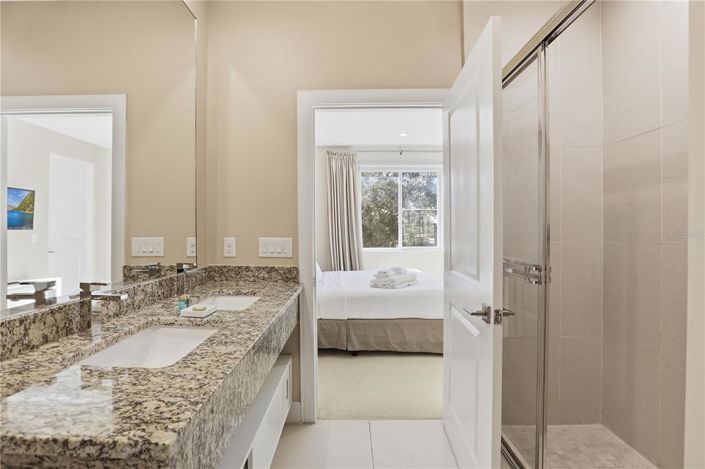 Image No.27-3 Bed Townhouse for sale