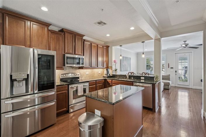 Image No.5-3 Bed Townhouse for sale