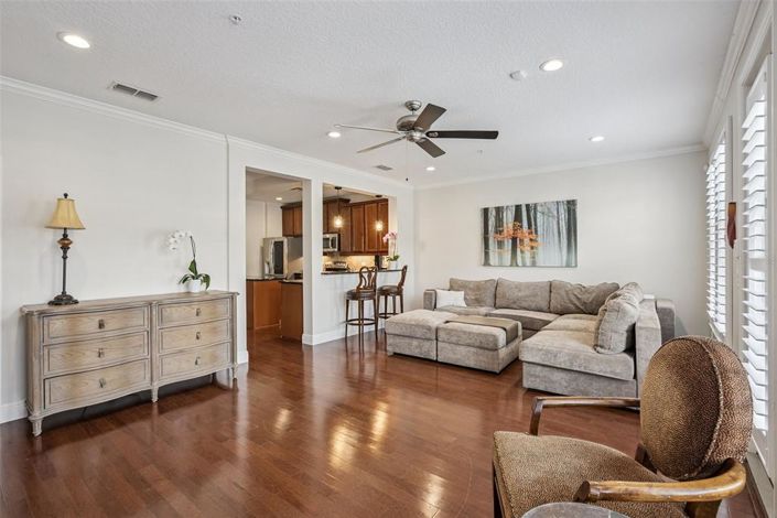 Image No.9-3 Bed Townhouse for sale