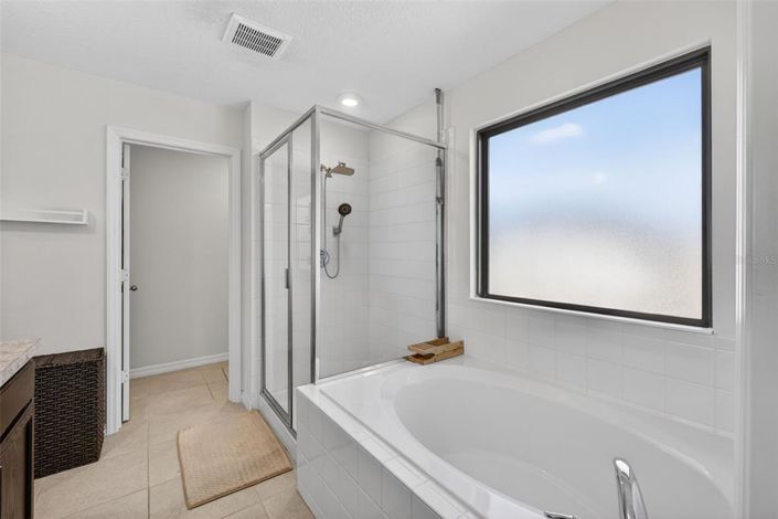 Image No.32-4 Bed House for sale