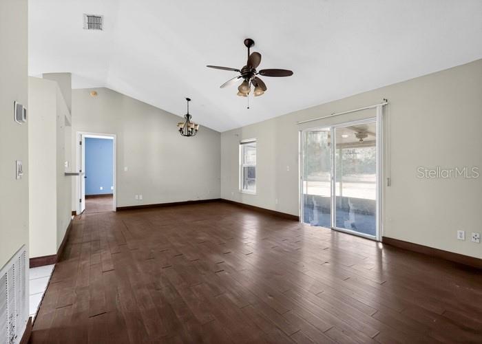 Image No.8-Maison de 3 chambres à vendre à Saint John