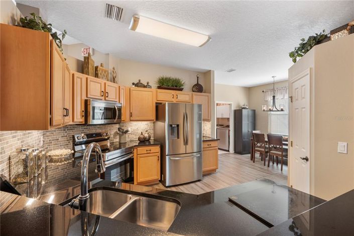 Image No.15-4 Bed House for sale