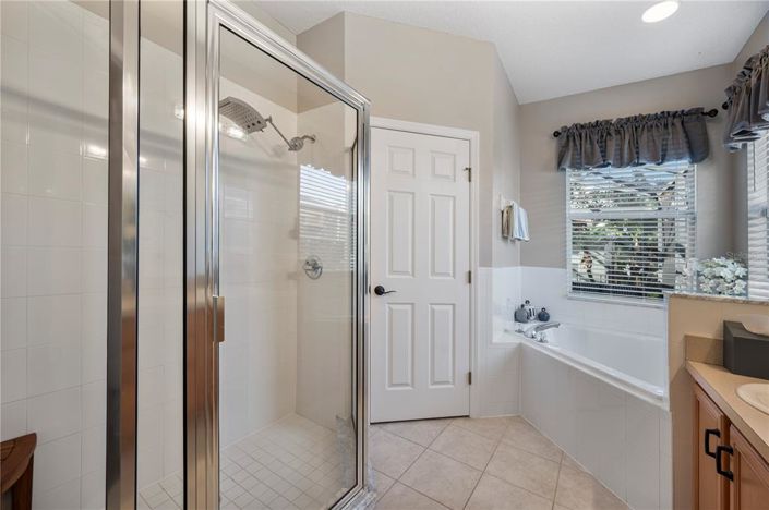 Image No.28-4 Bed House for sale