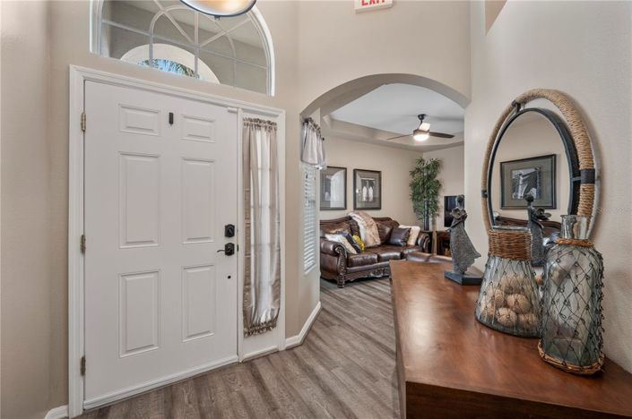 Image No.6-4 Bed House for sale