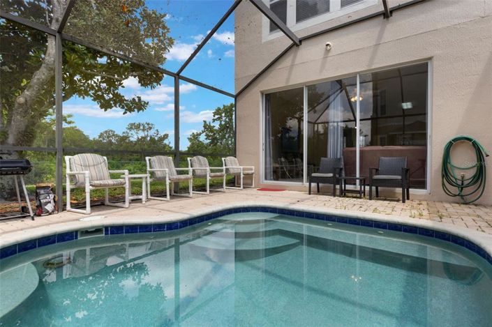 Image No.24-3 Bed Townhouse for sale