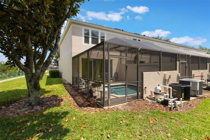 Image No.27-3 Bed Townhouse for sale