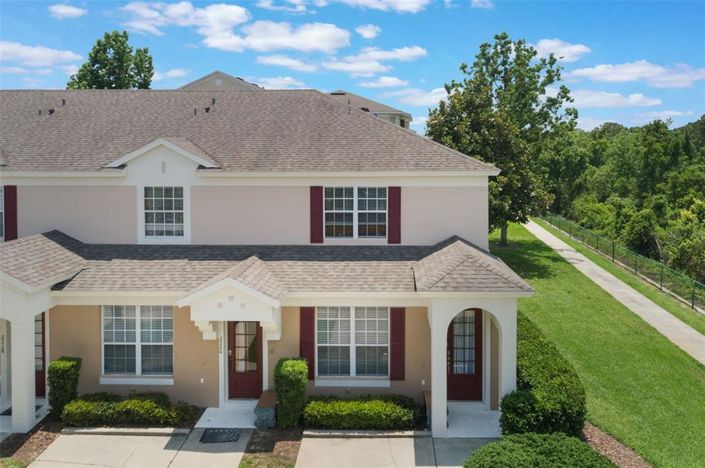 Image No.28-3 Bed Townhouse for sale