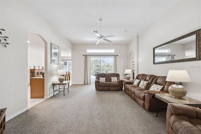 Image No.17-4 Bed House for sale