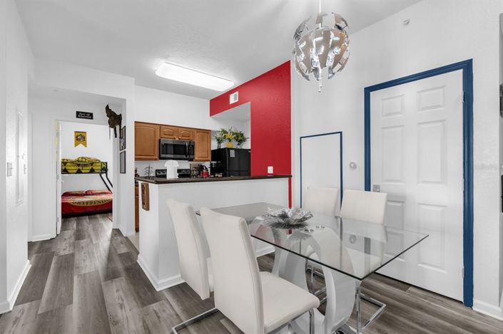 Image No.8-3 Bed Apartment for sale