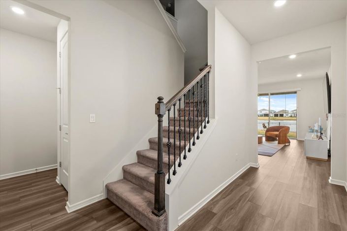 Image No.5-5 Bed House for sale