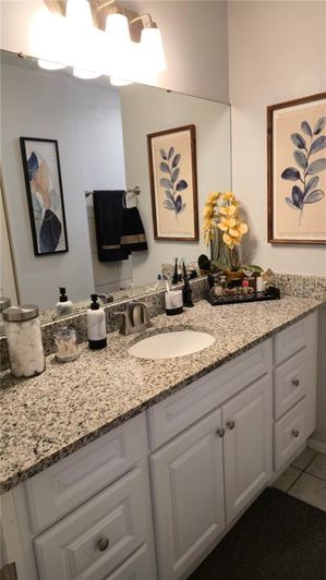 Image No.12-2 Bed Townhouse for sale