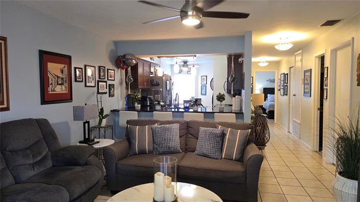 Image No.13-2 Bed Townhouse for sale