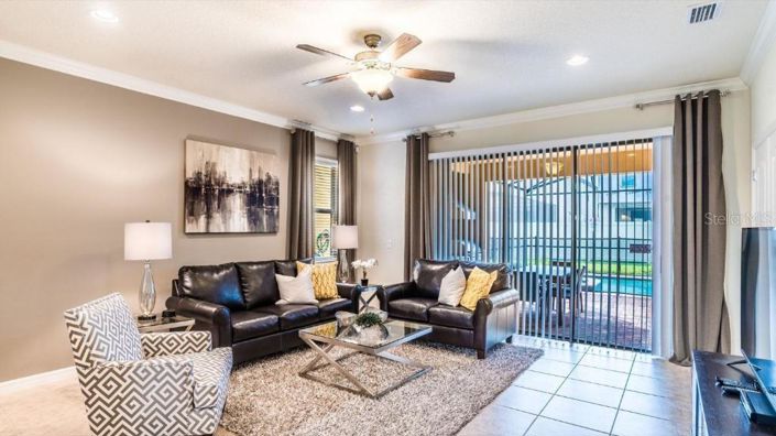 Image No.5-6 Bed House for sale