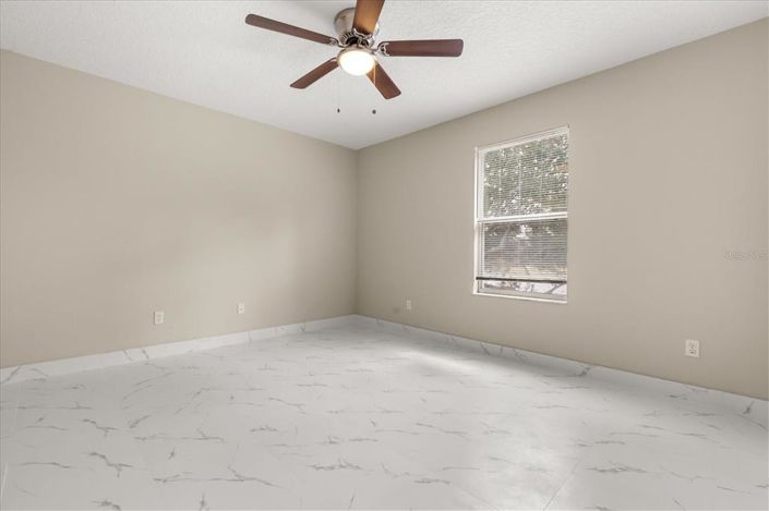 Image No.11-Maison de 5 chambres à vendre à Saint John