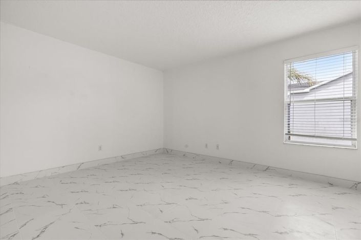 Image No.14-Maison de 5 chambres à vendre à Saint John