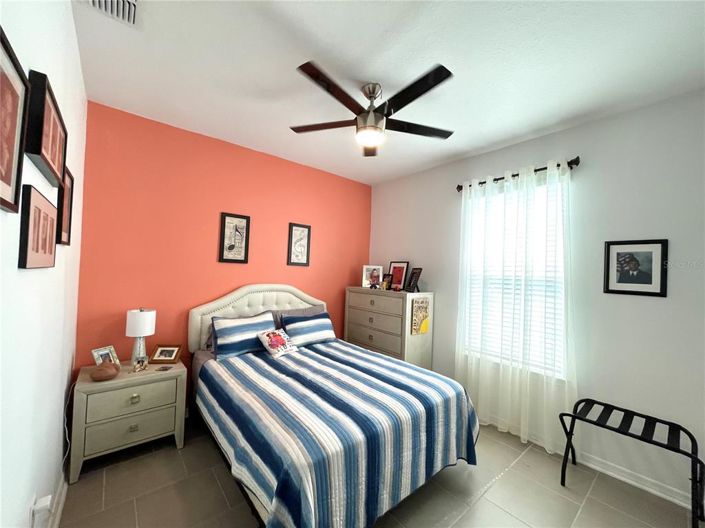 Image No.16-3 Bed House for sale