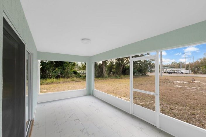 Image No.17-3 Bed House for sale