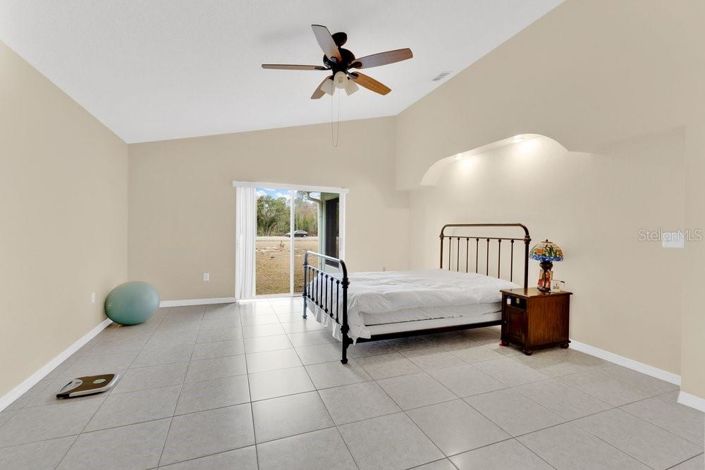 Image No.8-3 Bed House for sale