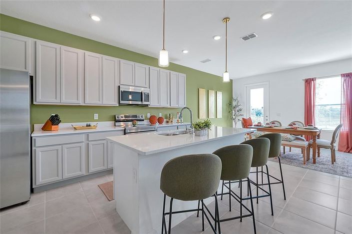 Image No.8-3 Bed Townhouse for sale