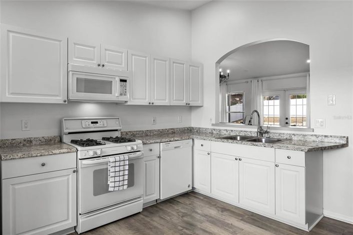 Image No.14-3 Bed House for sale