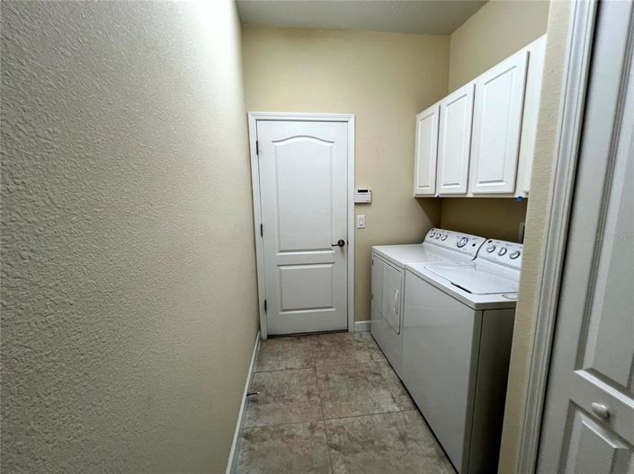 Image No.19-4 Bed House for sale